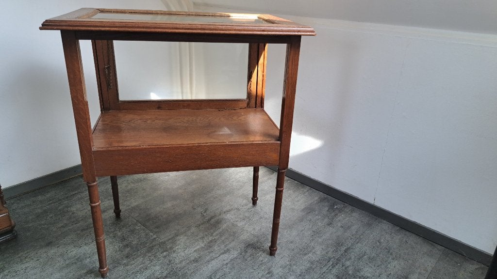 oud theekastje met klep, Ophalen