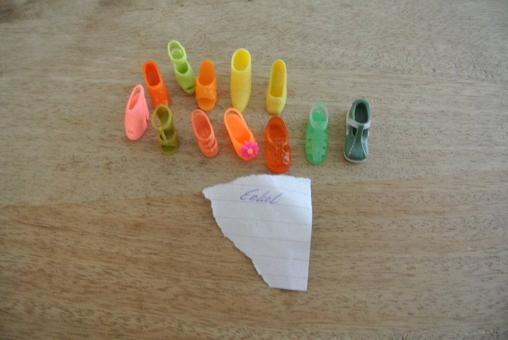 Barbie Schoentjes Enkel/ nr 20, Ophalen of Verzenden, Zo goed als nieuw, Overige typen