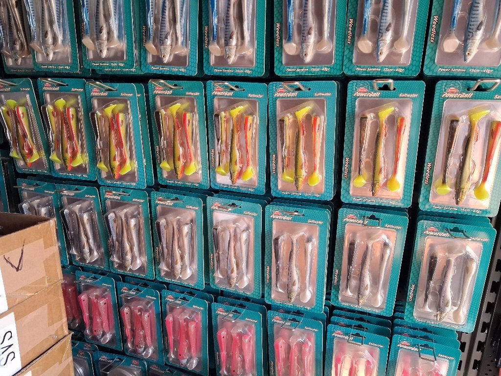 Partij van 100 verpakkingen Power Sardine Weedless 15cm/40g, Tinstraat, Overige typen, Nieuw, Ophalen of Verzenden