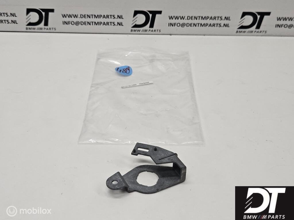 Clamping plate right BMW E30 E28 51211913968, Nieuw, Ophalen of Verzenden