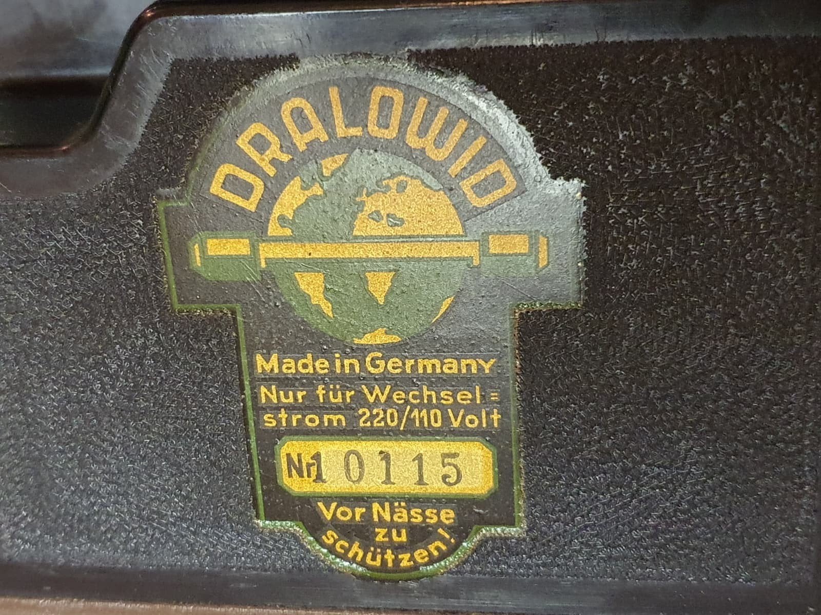 Dralowid 8mm film projector, Ophalen