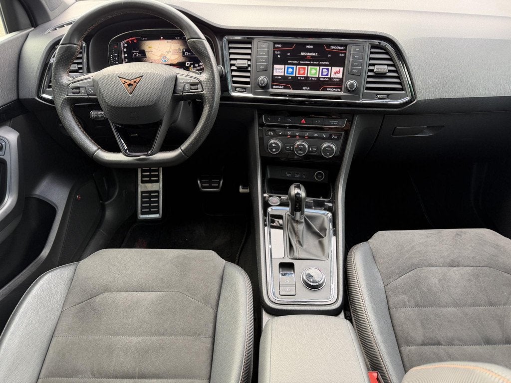 CUPRA Ateca 2.0 TSI 4DRIVE AUTOMAAT | PANORAMA DAK | 360 CAM, Automaat, Automatische klimaatregeling, Gebruikt, Euro 6