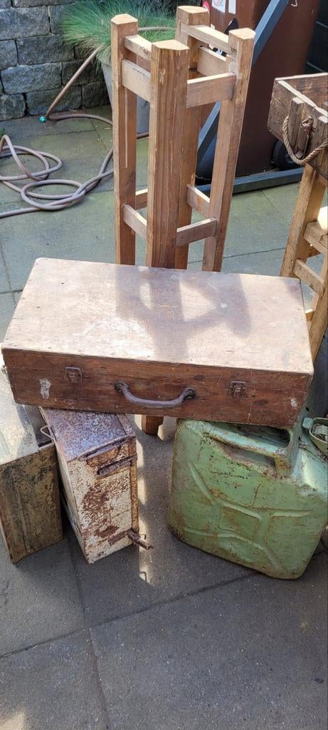 Oorlogse gereedschapskoffer? Te koop, Verzamelen, Militaria | Tweede Wereldoorlog, Ophalen of Verzenden, Landmacht, Nederland