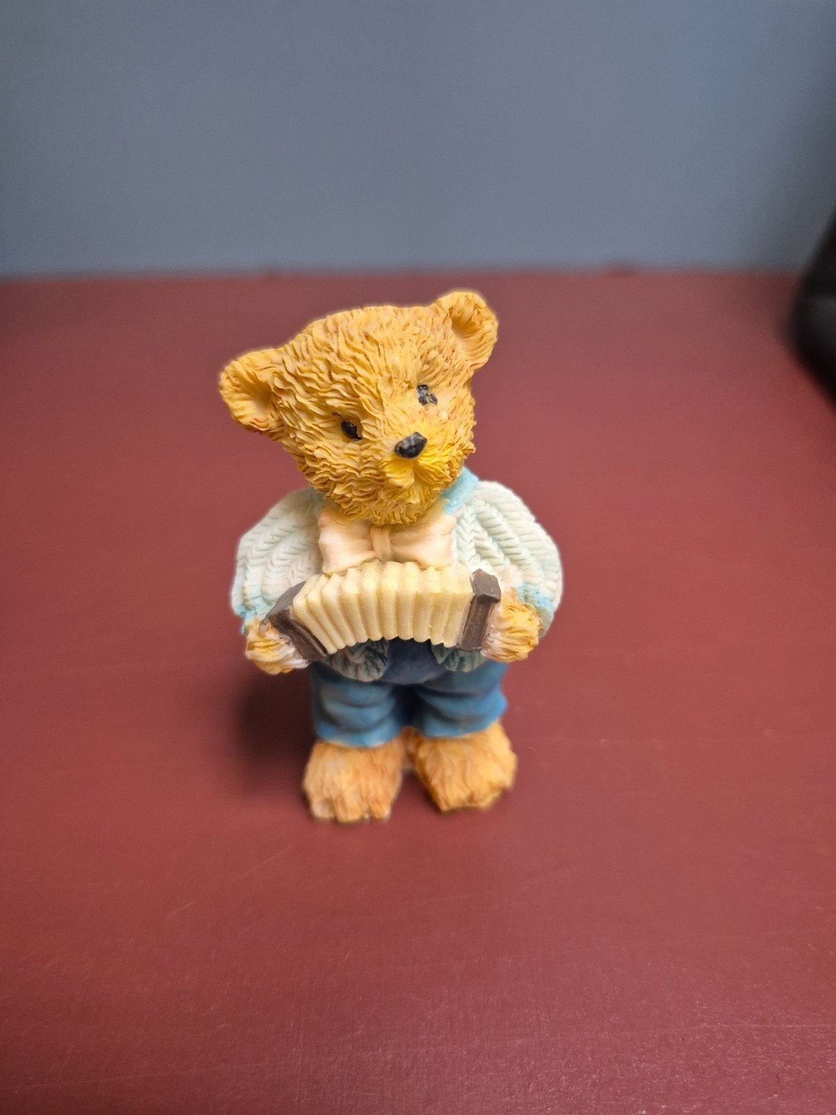 Beertje met accordeon beeldje, Ophalen of Verzenden, Zo goed als nieuw, Dier