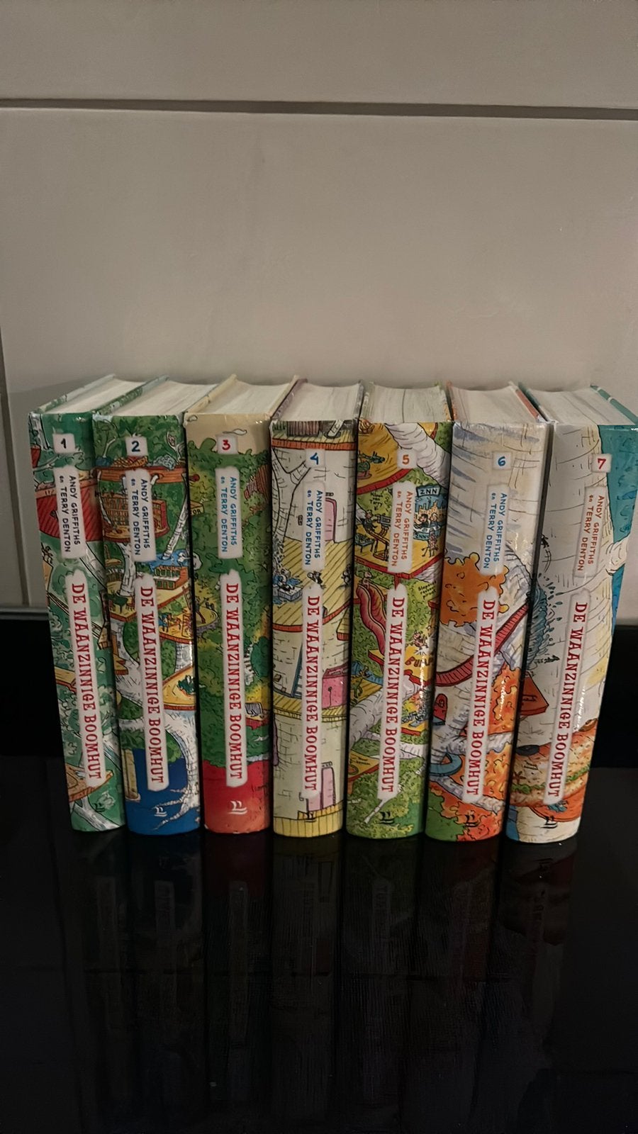 De waanzinnige boomhut 1-8, Ophalen of Verzenden, Zo goed als nieuw