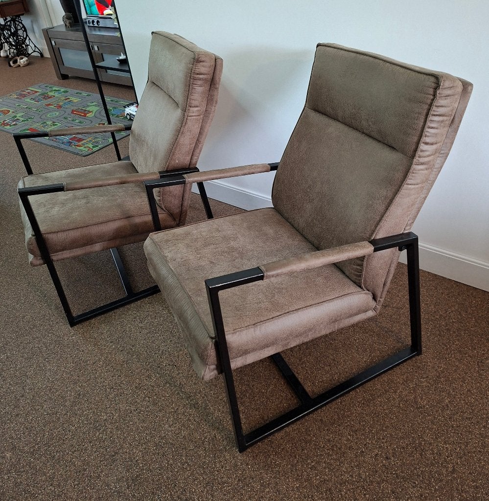 Fauteuil stoel industrieel, Ophalen, Twee, Bruin, Zo goed als nieuw