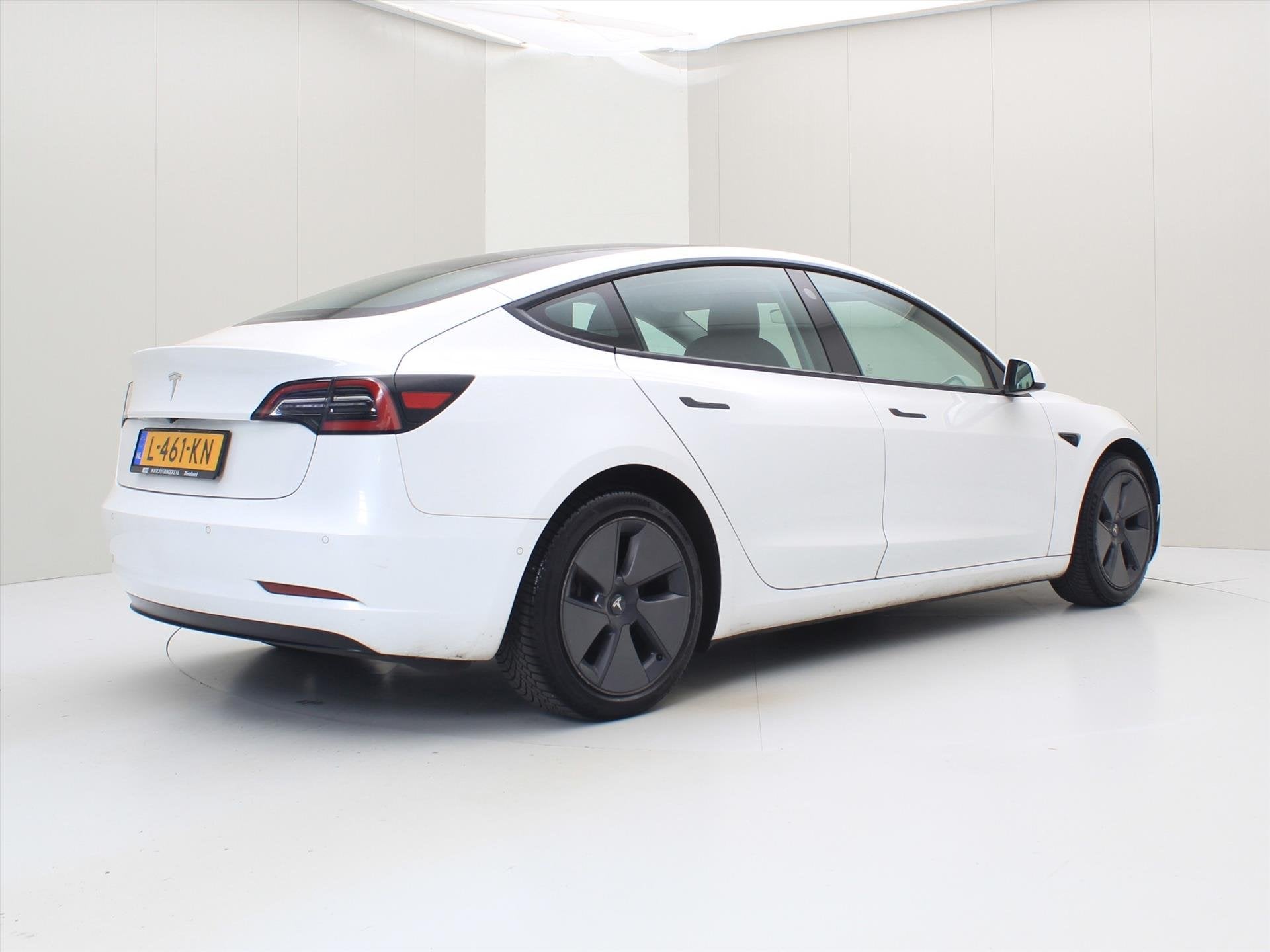 Tesla Model 3 Standard RWD Plus FACELIFT 90% SoH [ LFP-ACCU+, Auto's, Automaat, Gebruikt, Zwart, Wit