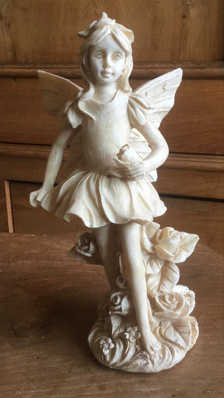 Prachtige Elf/Fee Beeldje met Rozen - Fantasy Decoratie, Ophalen of Verzenden, Nieuw, Fantasy