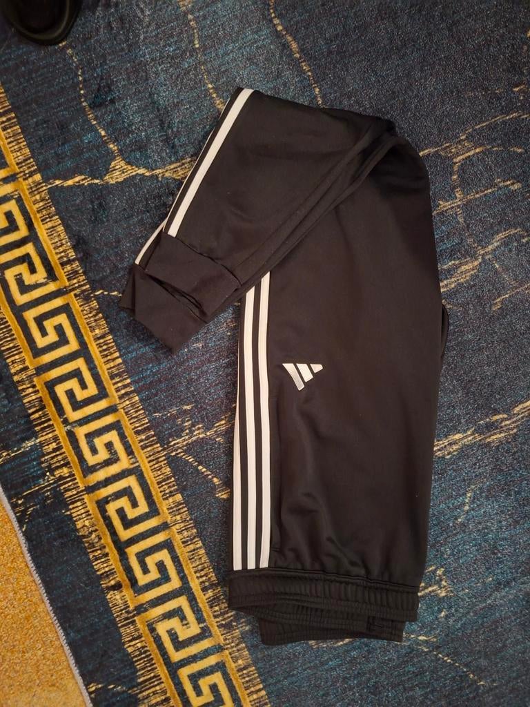 Adidas trainingsbroek met 3 strepen, Maat 52/54 (L), Verzenden, Zwart, Zo goed als nieuw