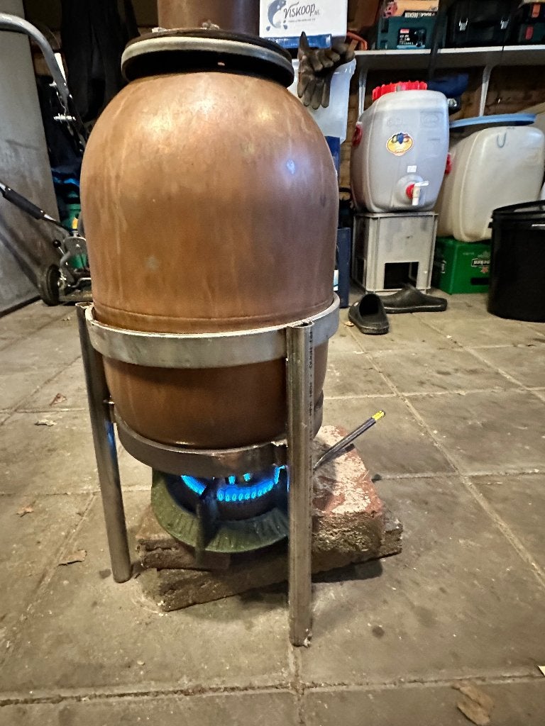 Distilleer ketel en alle toebehoren, Ophalen, Gebruikt