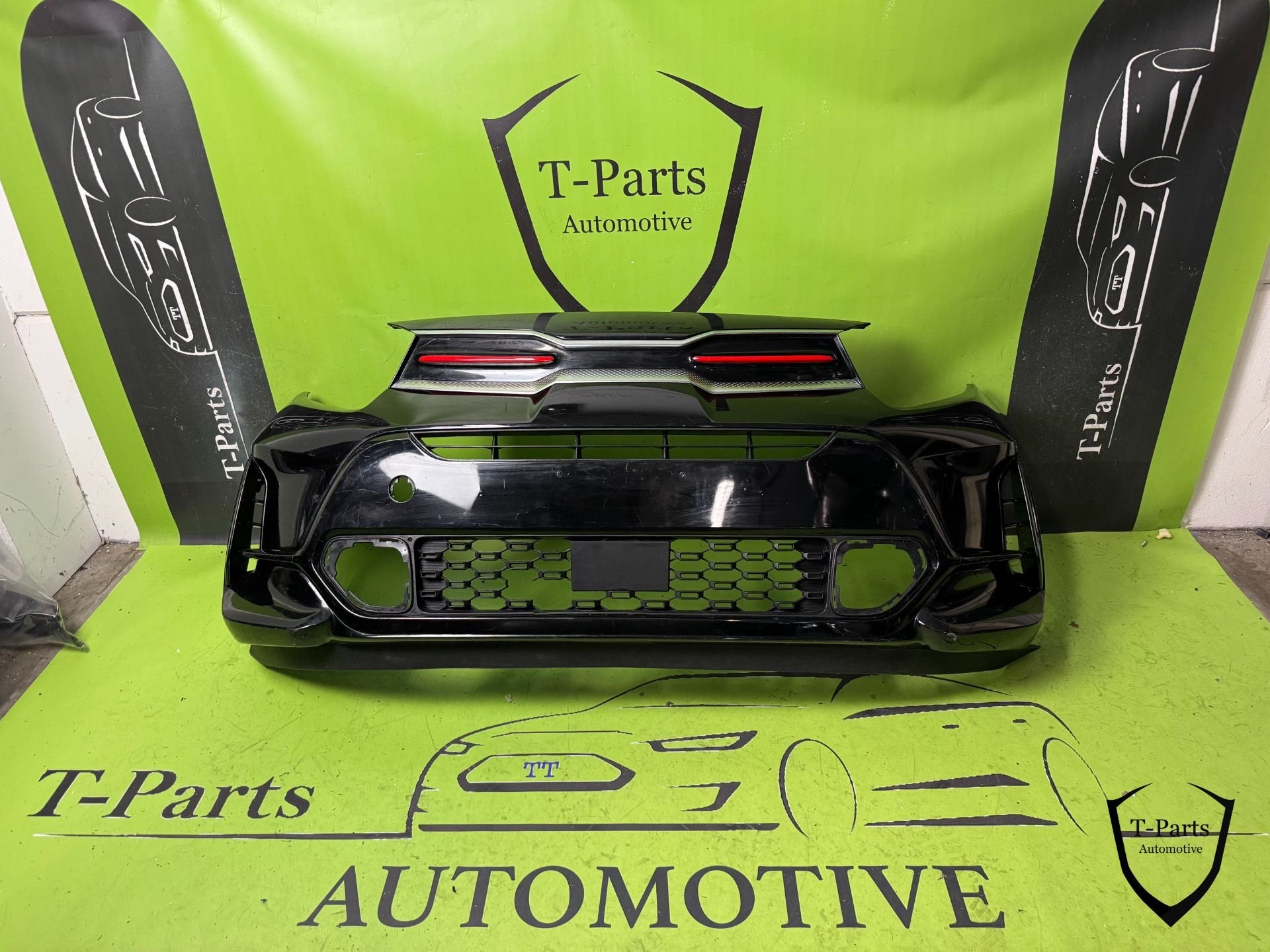 kia picanto GT line voorbumper bumper rooster, Heolleung-ro 12
06797  Seoul, Ophalen of Verzenden, Bumper, Info@kia.com