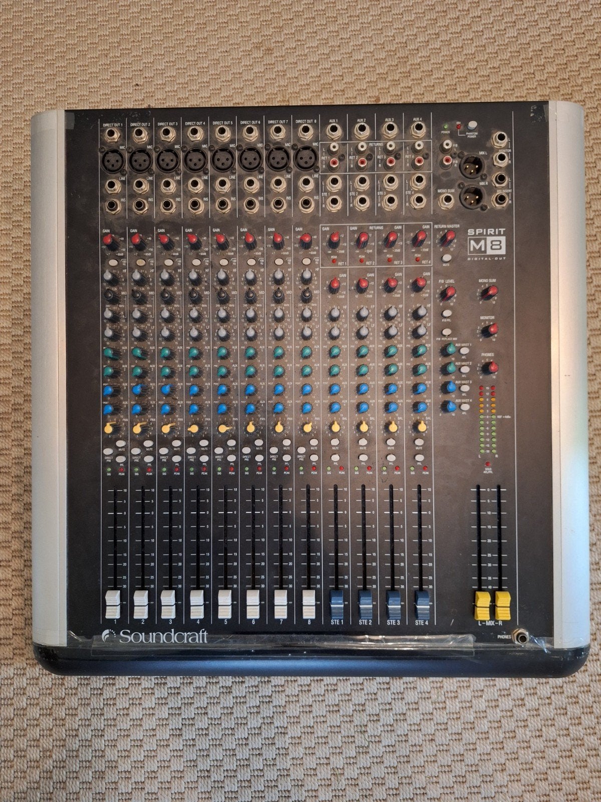 Soundcraft Spirit M8 Mengpaneel - VU meter hapert, verder ok, Ophalen of Verzenden, Gebruikt, 10 tot 20 kanalen, Microfooningang