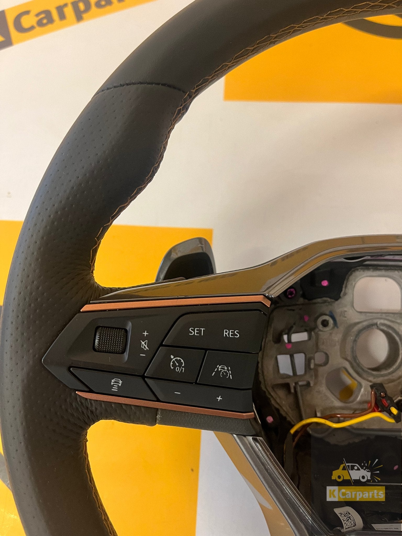 Stuur Seat Leon Cupra 5FA 419091DQXEY origineel stuurwiel, Auto-onderdelen, Besturing, Info@fabrikant.eu, Fabrikantstraat 1
1000 AA  Amsterdam, NL