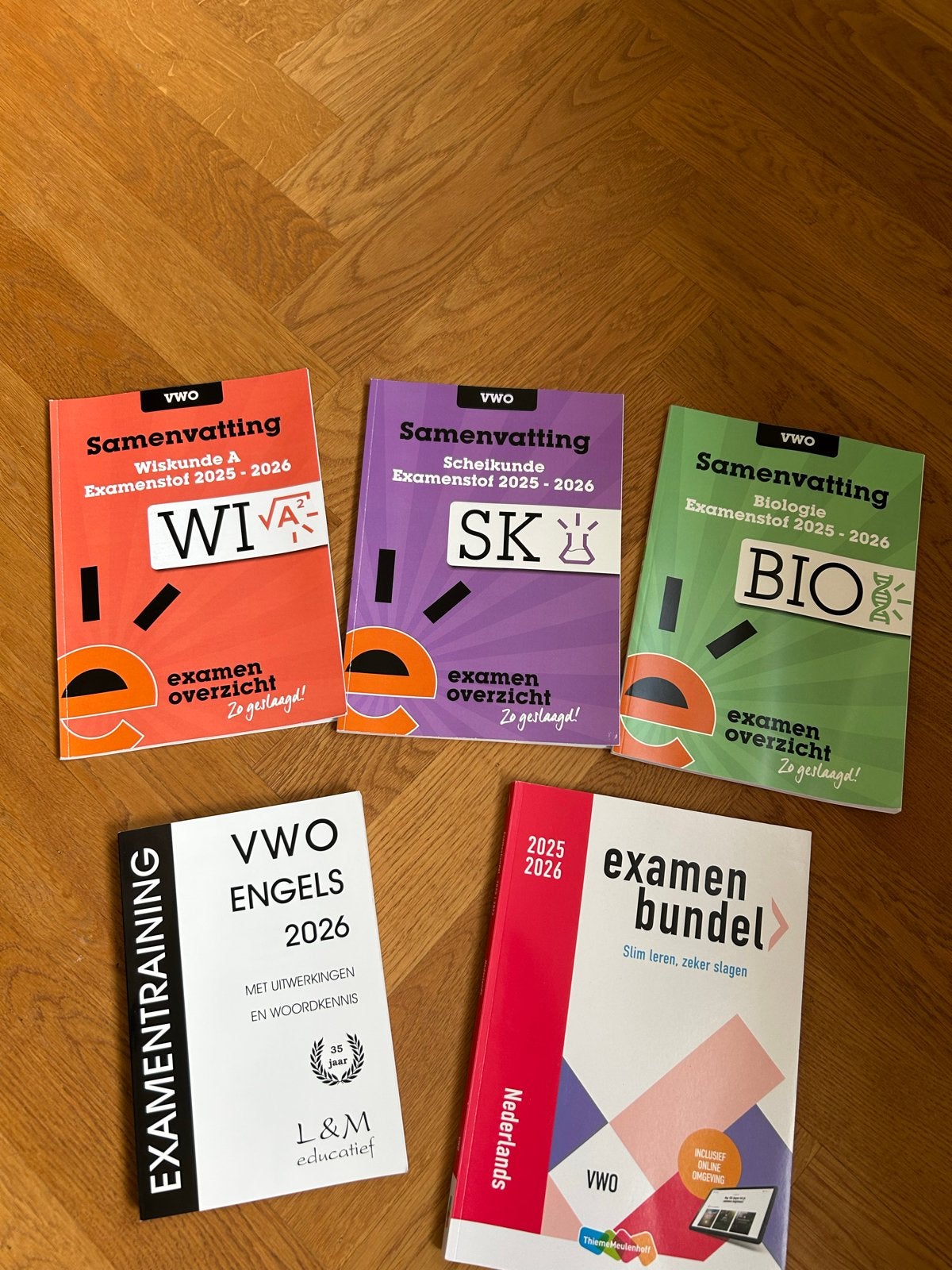 VWO Examenbundel & Samenvattingen, Ophalen of Verzenden, Beta, Nieuw, Overige niveaus
