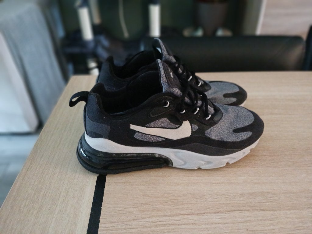 Nike Air Max 270 React maat 42, Zwart, Nike Air, Ophalen of Verzenden, Sneakers of Gympen