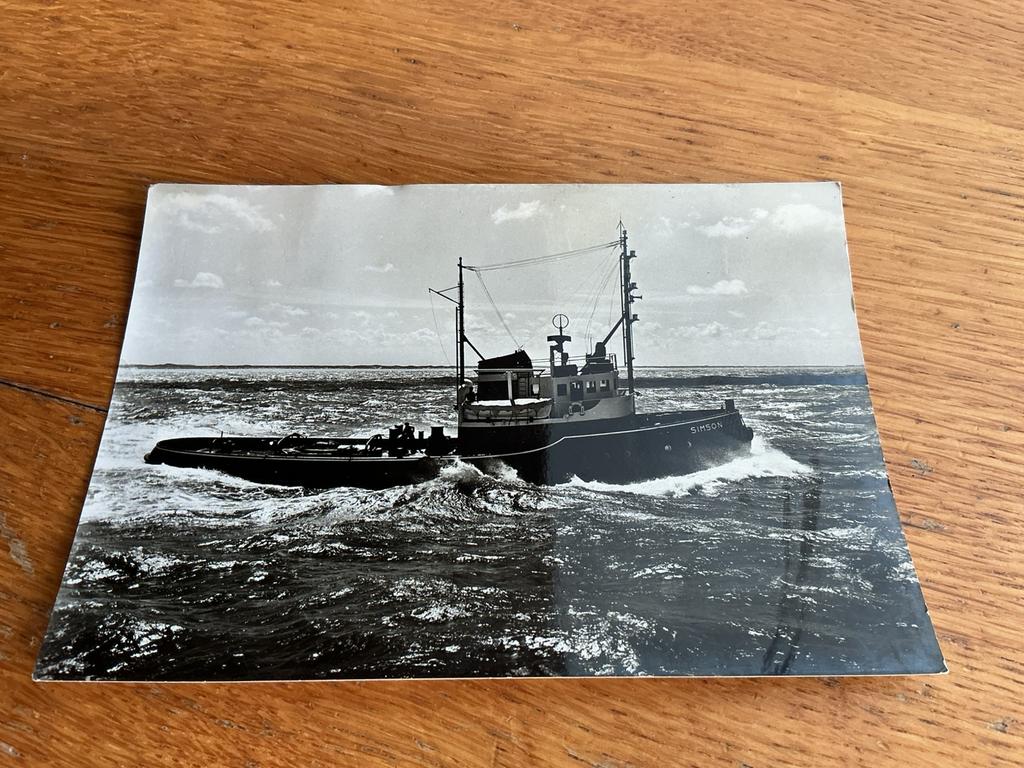 S587 SLEEPBOOT SIMSON BUREAU WIJSMULLER BESCHADIGD, Ophalen of Verzenden, Zo goed als nieuw, Kaart, Foto of Prent