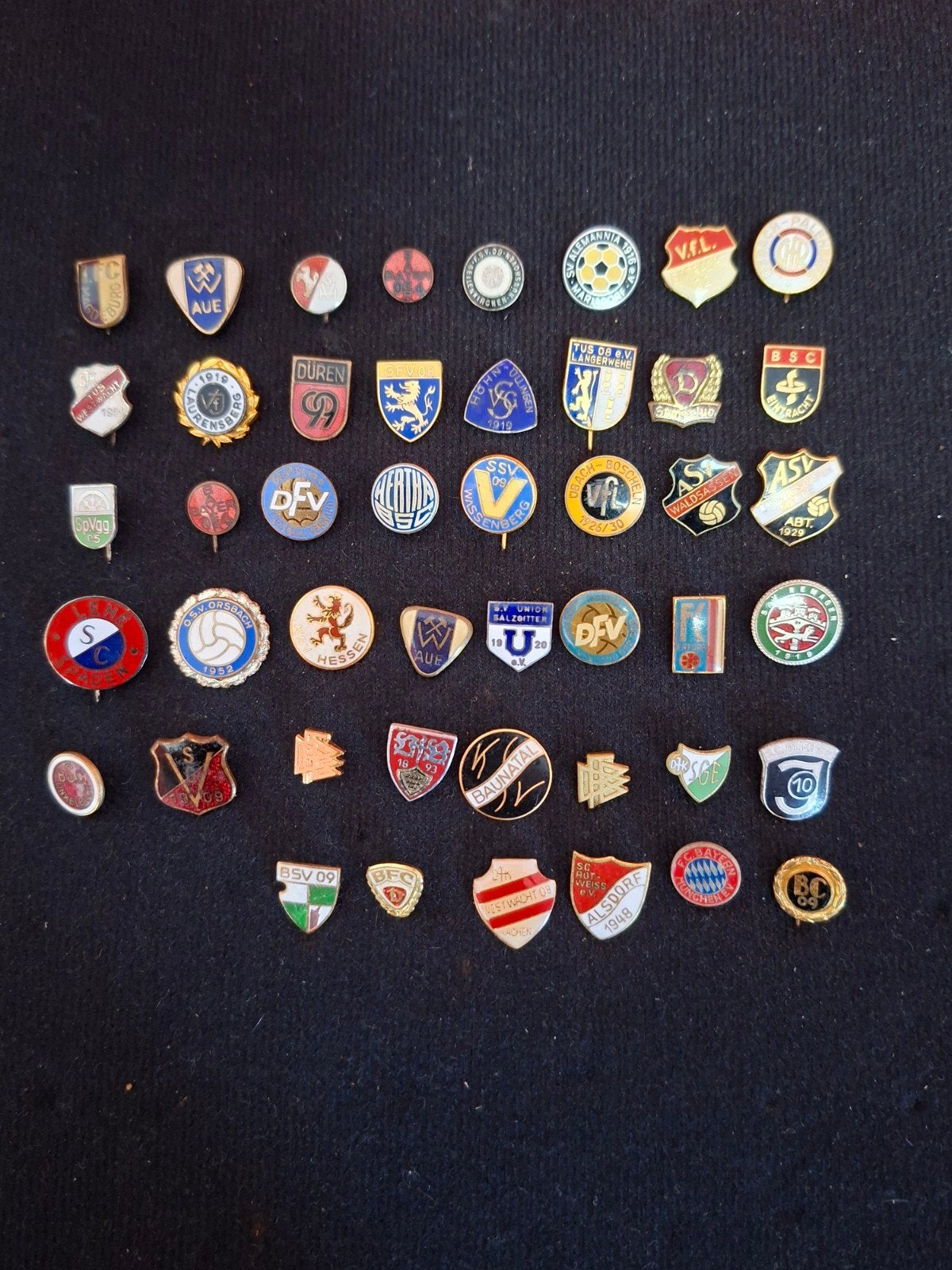Verzameling Duitse/DDR VOETBAL SPELDJES, Verzamelen, Speldjes, Pins en Buttons, Ophalen of Verzenden, Gebruikt, Sport
