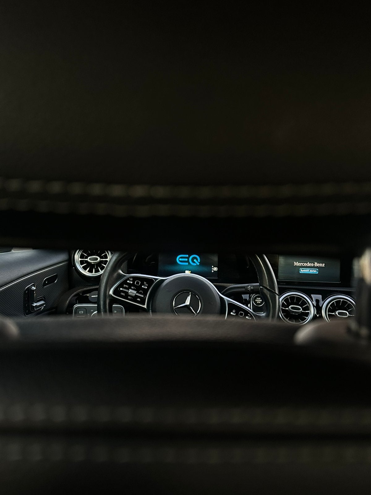 Mercedes-Benz A-Klasse A 250 e 218pk 8G-DCT 2020 Zwart, Automaat, Euro 5, Achterwielaandrijving, Zwart