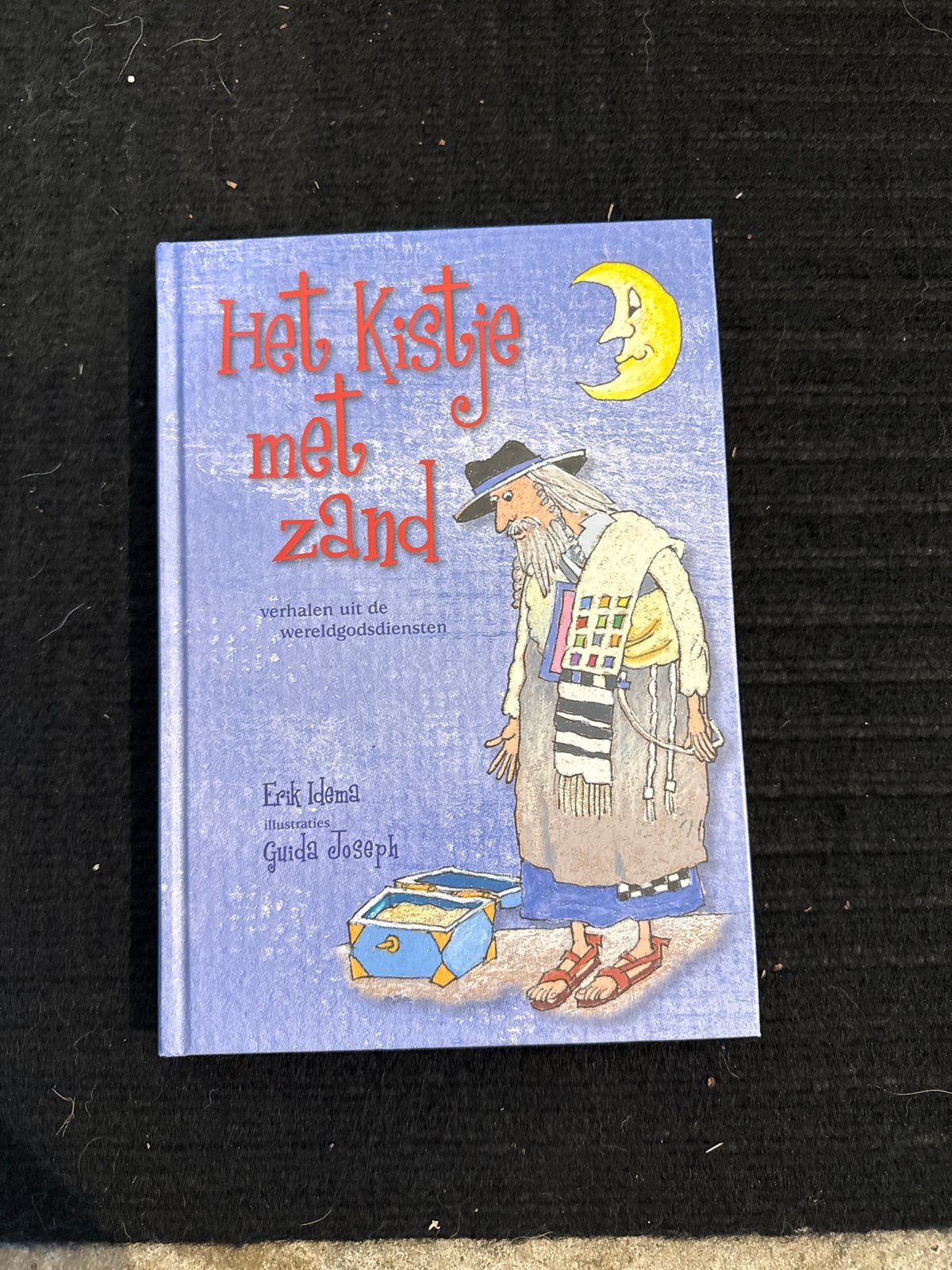 Het Kistje met Zand - Verhalen uit de Wereldgodsdiensten, Boeken, Ophalen, Zo goed als nieuw, Spiritualiteit algemeen, Verhaal of Roman