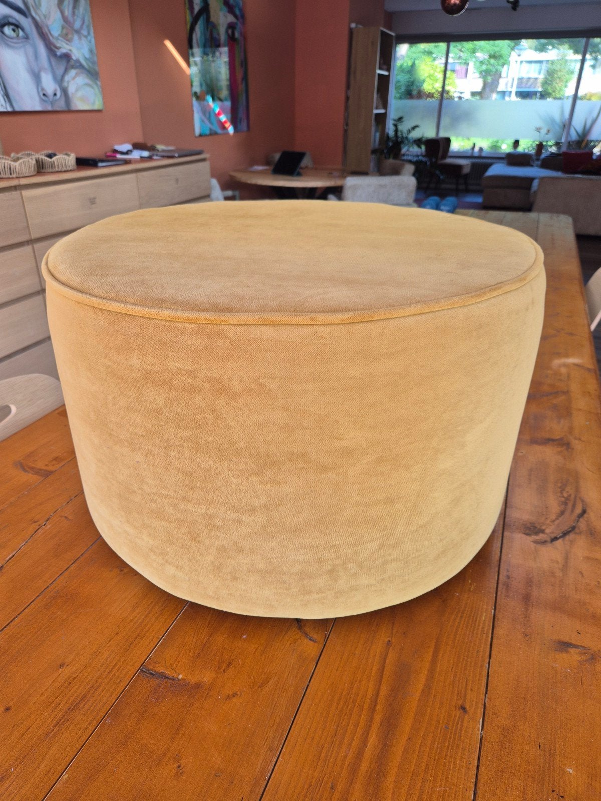 Ronde poef goud/geel - 60 cm diameter, 40 cm hoog, Ophalen, Gebruikt, Stof, 50 tot 75 cm