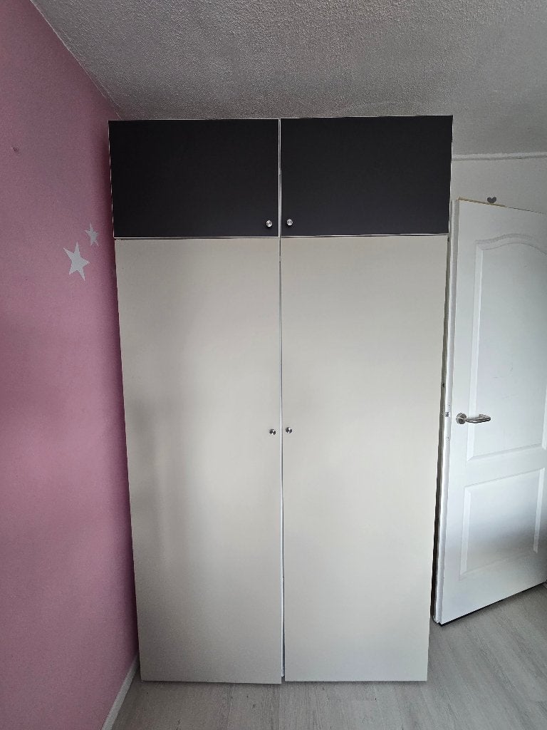 IKEA Platsa kledingkast met 4 deuren, Ophalen, Met deur(en), 100 tot 150 cm, Zo goed als nieuw
