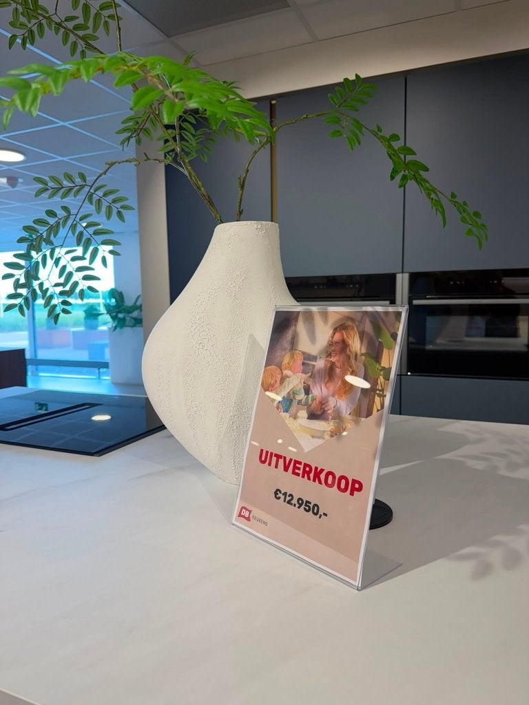 SHOWROOMKEUKEN - hoge kasten met spoel- en kookeiland, Ophalen, Blauw, Overige typen, Zo goed als nieuw