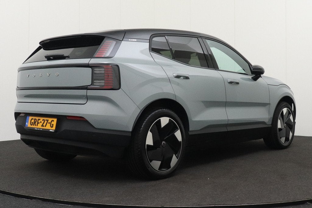 Volvo EX30 Single Motor Extended Range+ 69 kWh Warmtepomp El, Auto's, Volvo, Automaat, 476 km, Achterwielaandrijving, Gebruikt
