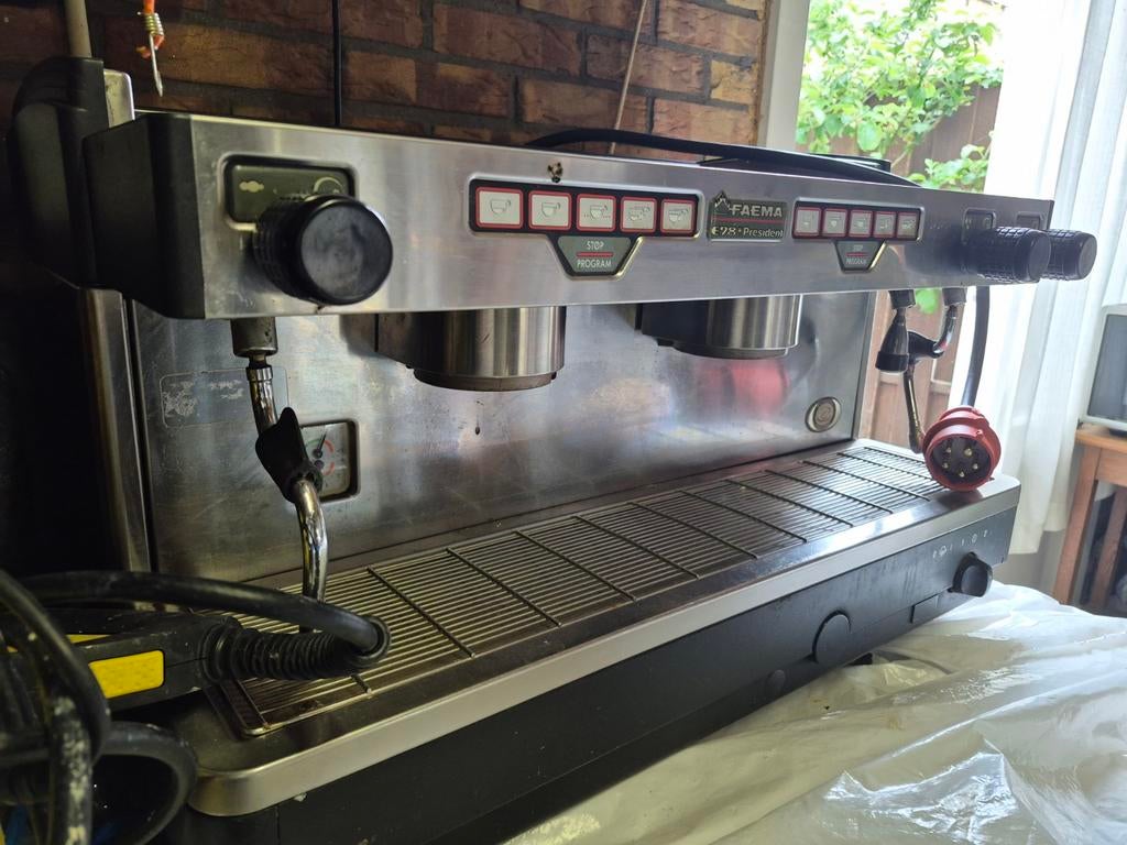 Faema E78 President Professionele Espressomachine, Gebruikt, Espresso apparaat, 10 kopjes of meer, Koffiebonen