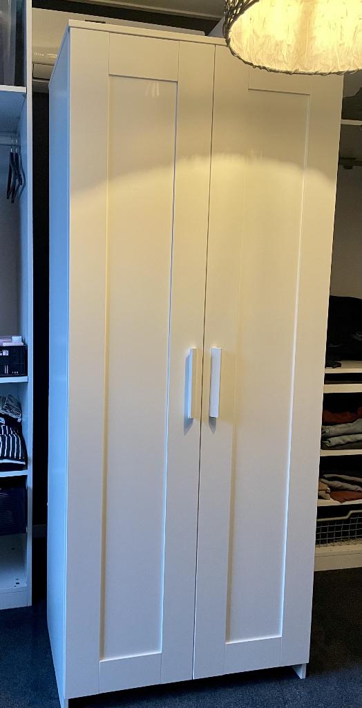 Gratis: Ikea Brimnes (kleding)kast, Ophalen, Gebruikt, Met plank(en), 50 tot 100 cm