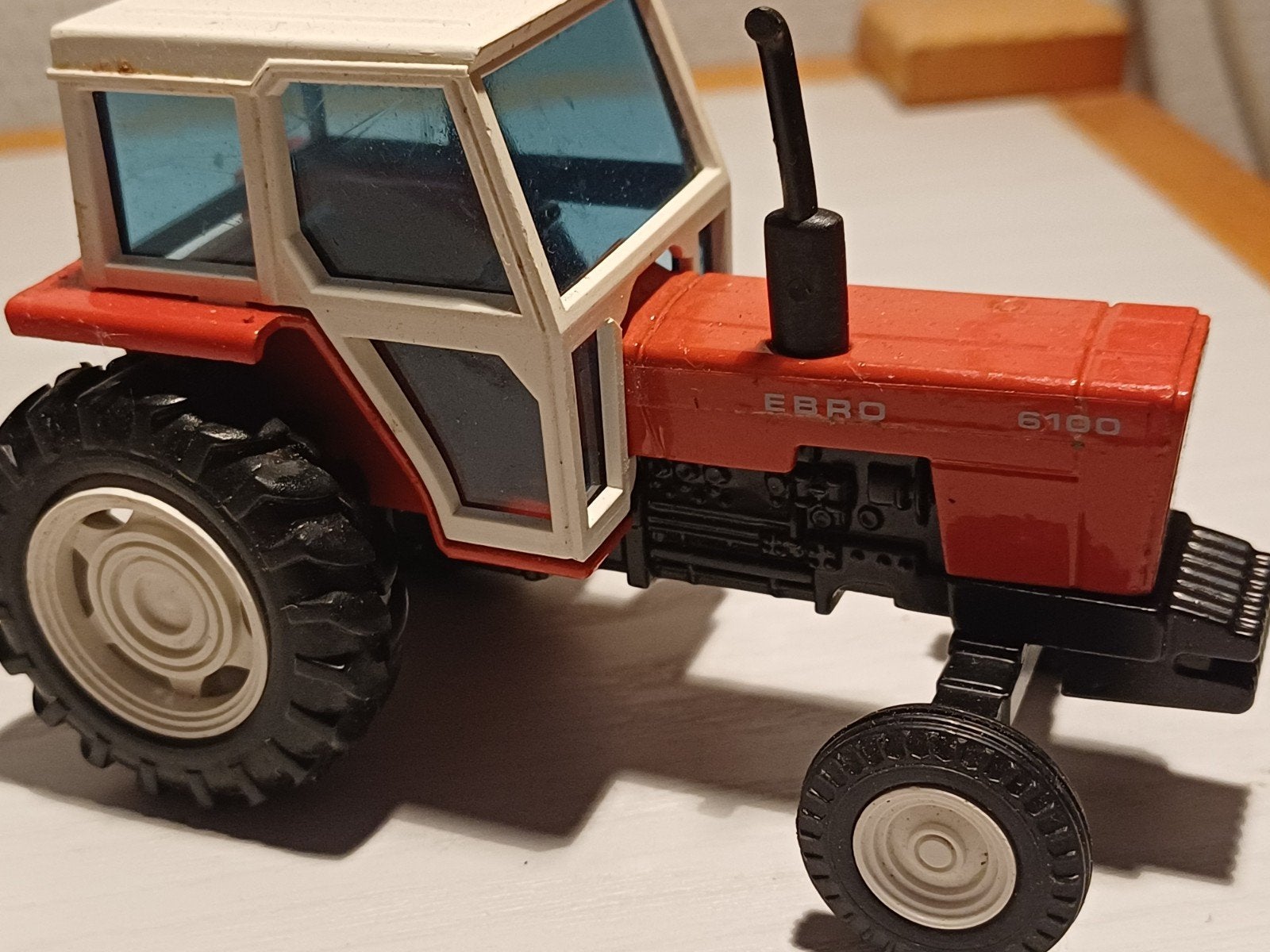 Britains Joal Ebro 6100, Hobby en Vrije tijd, Ophalen of Verzenden, Zo goed als nieuw, Tractor of Landbouw, Britains
