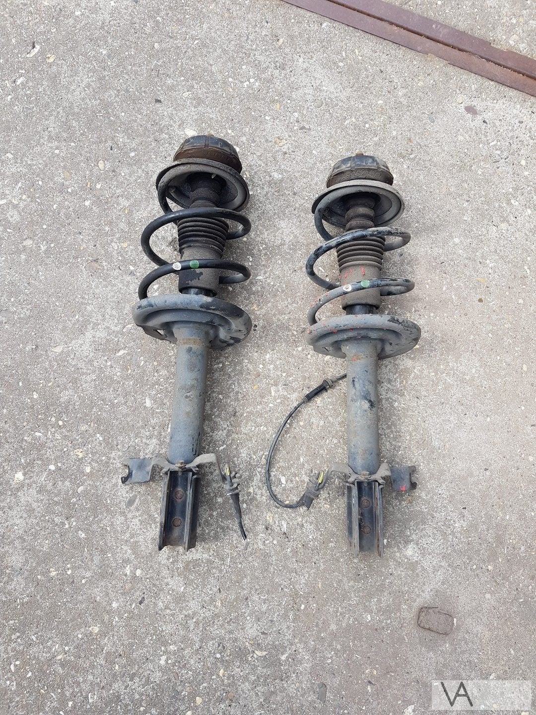 Dacia Sandero en Logan MCV 2012 - 2019 veerpoot links rechts, Dacia, Gebruikt, -, -