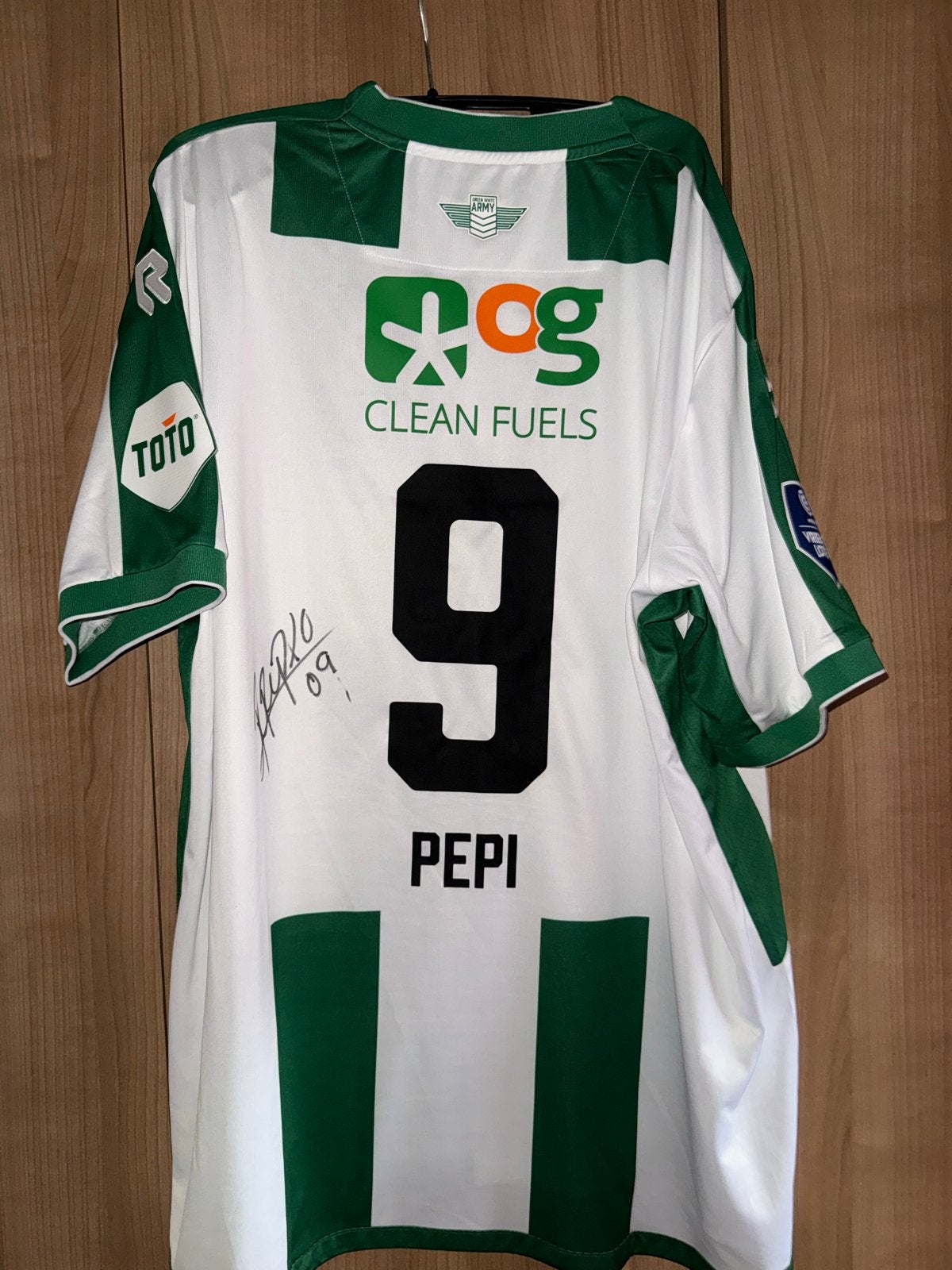 Gesigneerd FC Groningen shirt Ricardo Pepi, Meerkleurig, Overige maten, Ophalen of Verzenden, Zo goed als nieuw