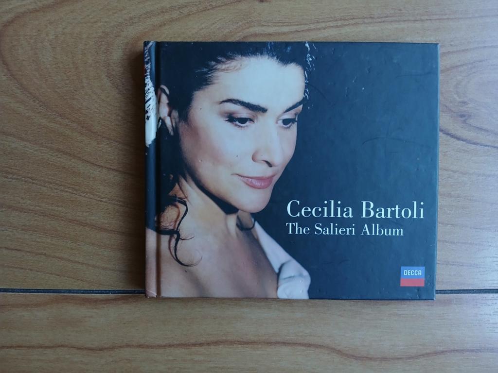 Cecilia Bartoli - The Salieri Album (with hard back booklet), Ophalen of Verzenden, Barok, Opera of Operette, Boxset