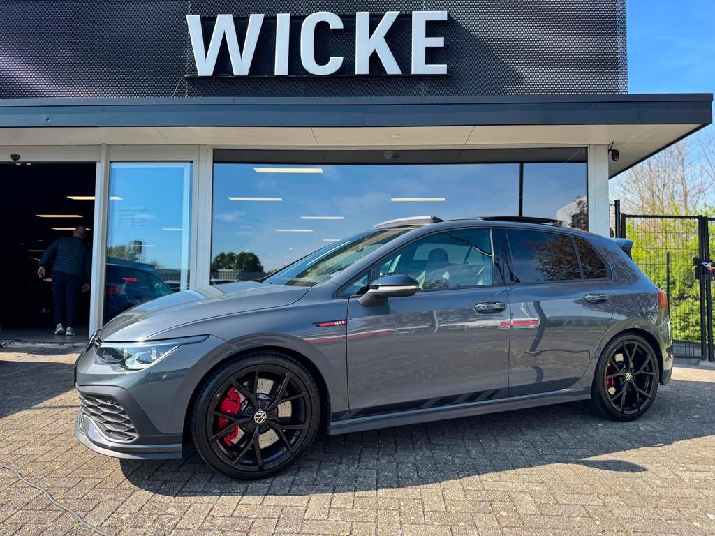 Volkswagen GOLF 2.0 TSI GTI Clubsport 301PK H&K PANO Camera, Gebruikt, 4 cilinders, 1984 cc, 14 km/l
