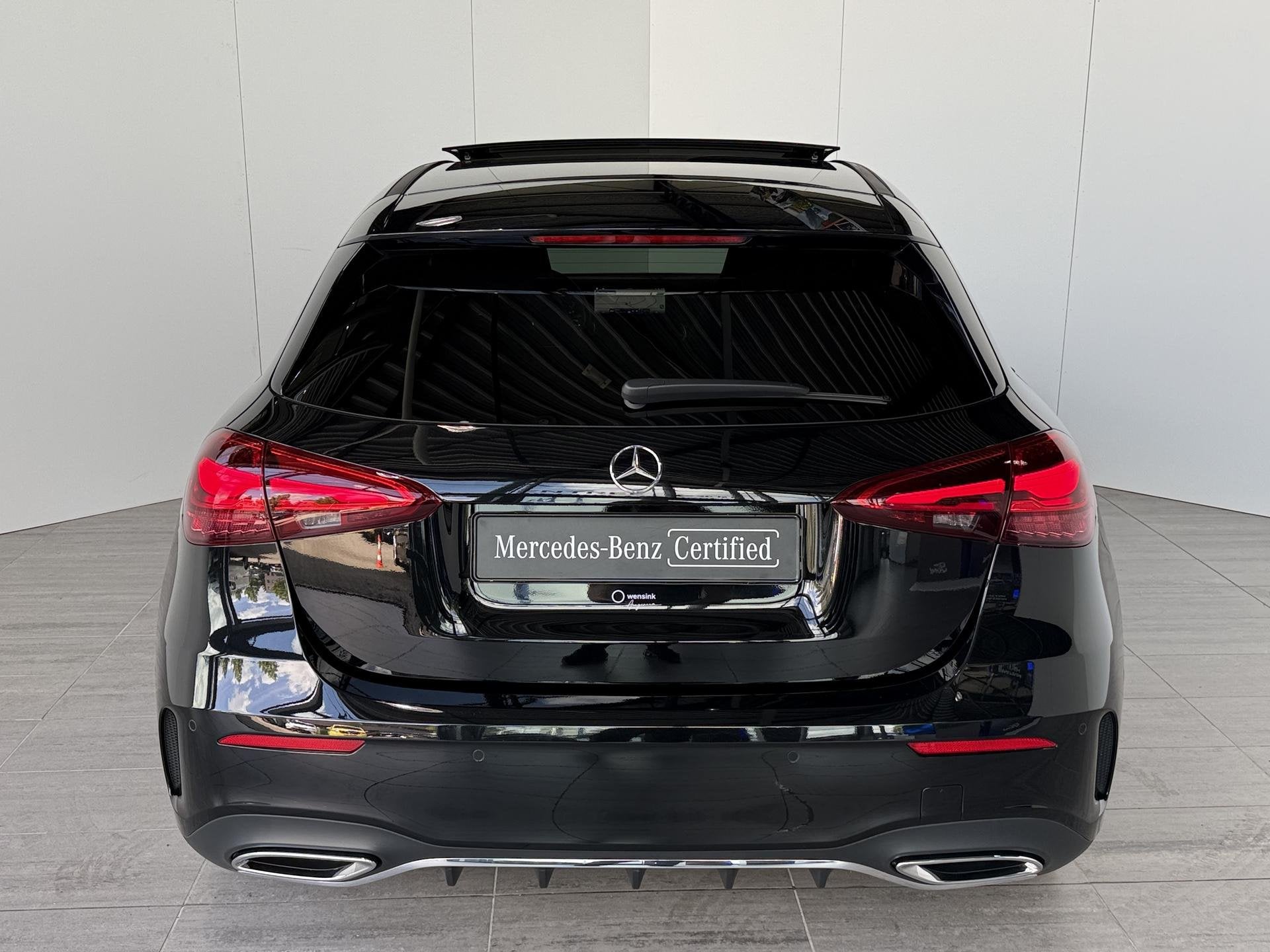 Mercedes-Benz A-klasse 180 Business Solution AMG | Panoramad, Dealer onderhouden, 136 pk, Gebruikt, 4 cilinders