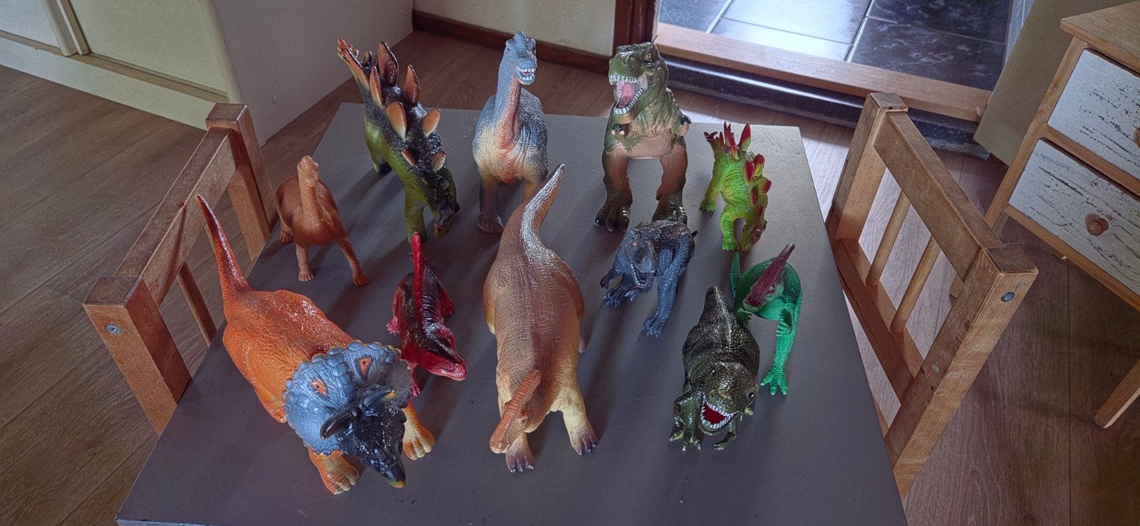 Dino ' s, Ophalen of Verzenden