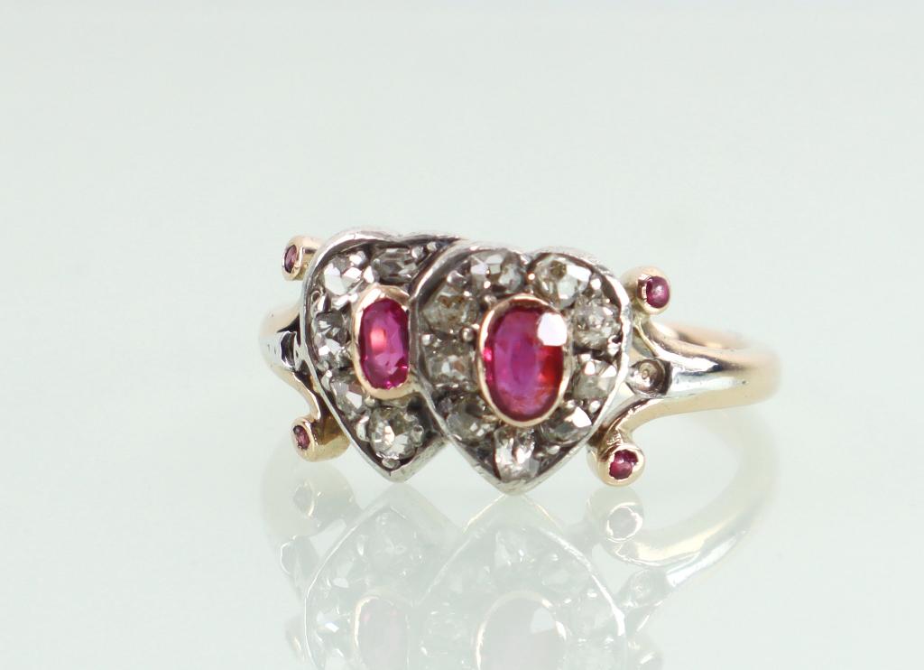 Antieke gouden ring twee harten robijn old mine diamant, Ophalen of Verzenden, Goud, Ring, Met edelsteen