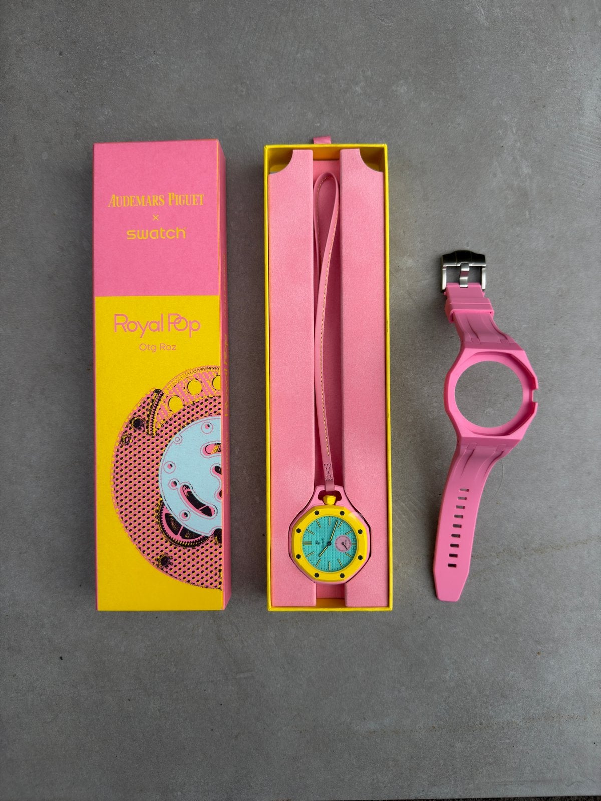 AP x Swatch Royal Pop Otg Roz - origineel, --, Nieuw, Ophalen of Verzenden, --