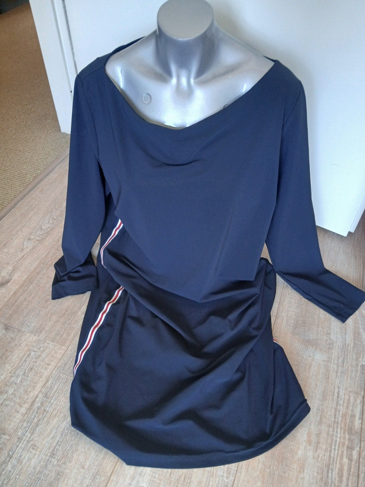 nieuw Donkerblauwe jurk Studio Anneloes maat XL, Studio Anneloes, Blauw, Maat 46/48 (XL) of groter, Nieuw