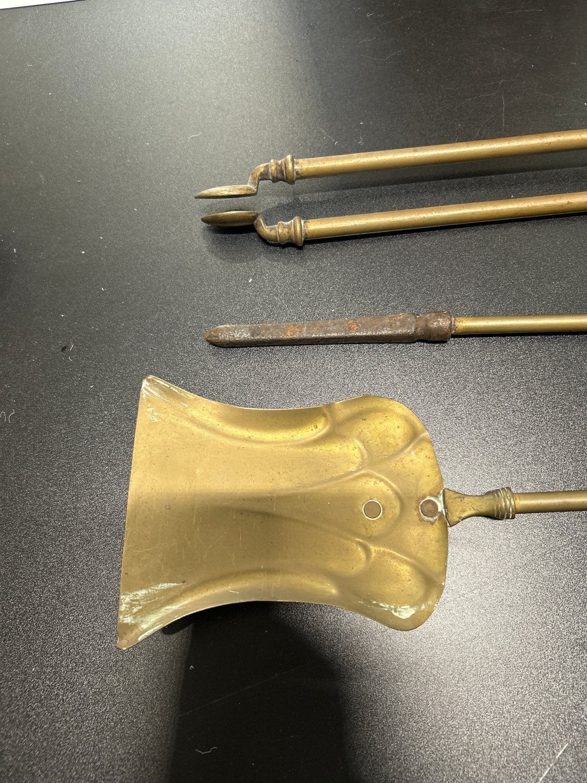 Antieke messing haardset - schep, pook en tang, Ophalen, Gebruikt, Overige soorten