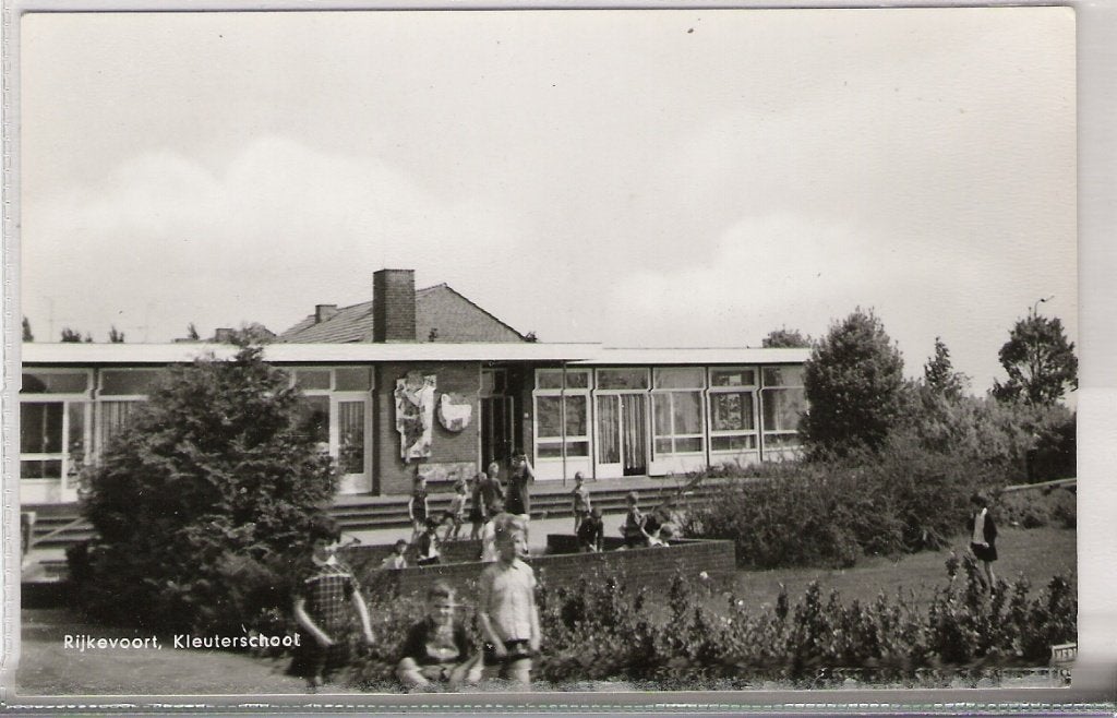 Rijkevoort Kleuterschool, Ophalen of Verzenden, 1960 tot 1980, Ongelopen, Noord-Brabant