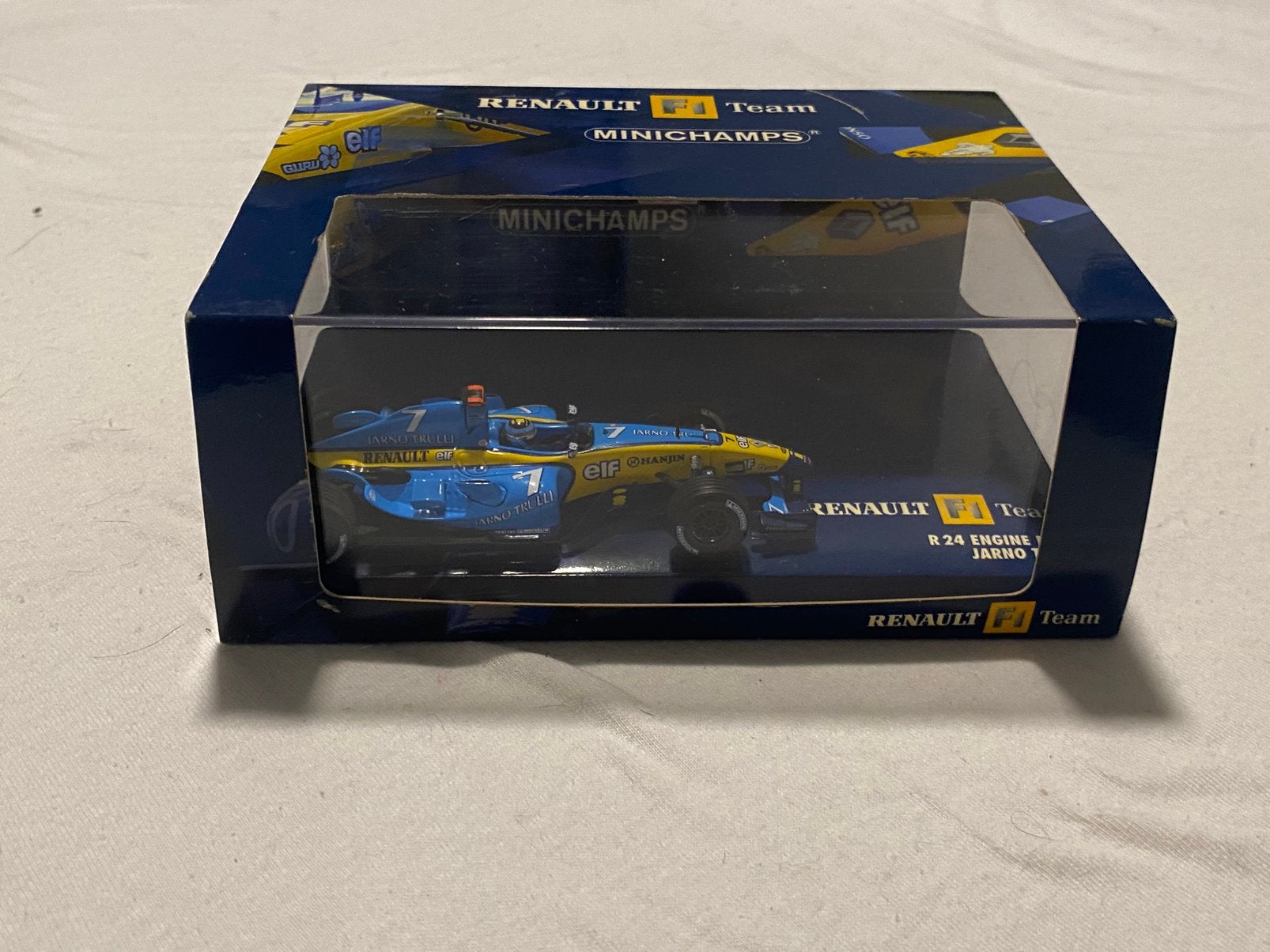 Jarno Trulli R24 2004 1:43, Ophalen of Verzenden, Zo goed als nieuw