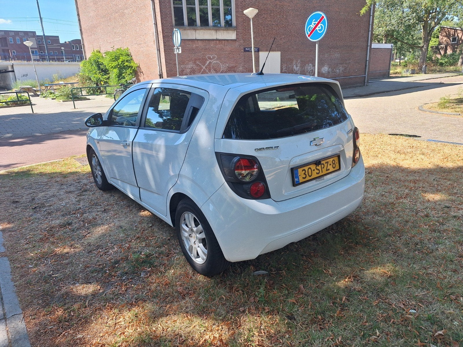 Chevrolet Aveo 1.2 5-DEURS 2011 Wit, Voorwielaandrijving, 40 €/maand, Aveo, 4 cilinders