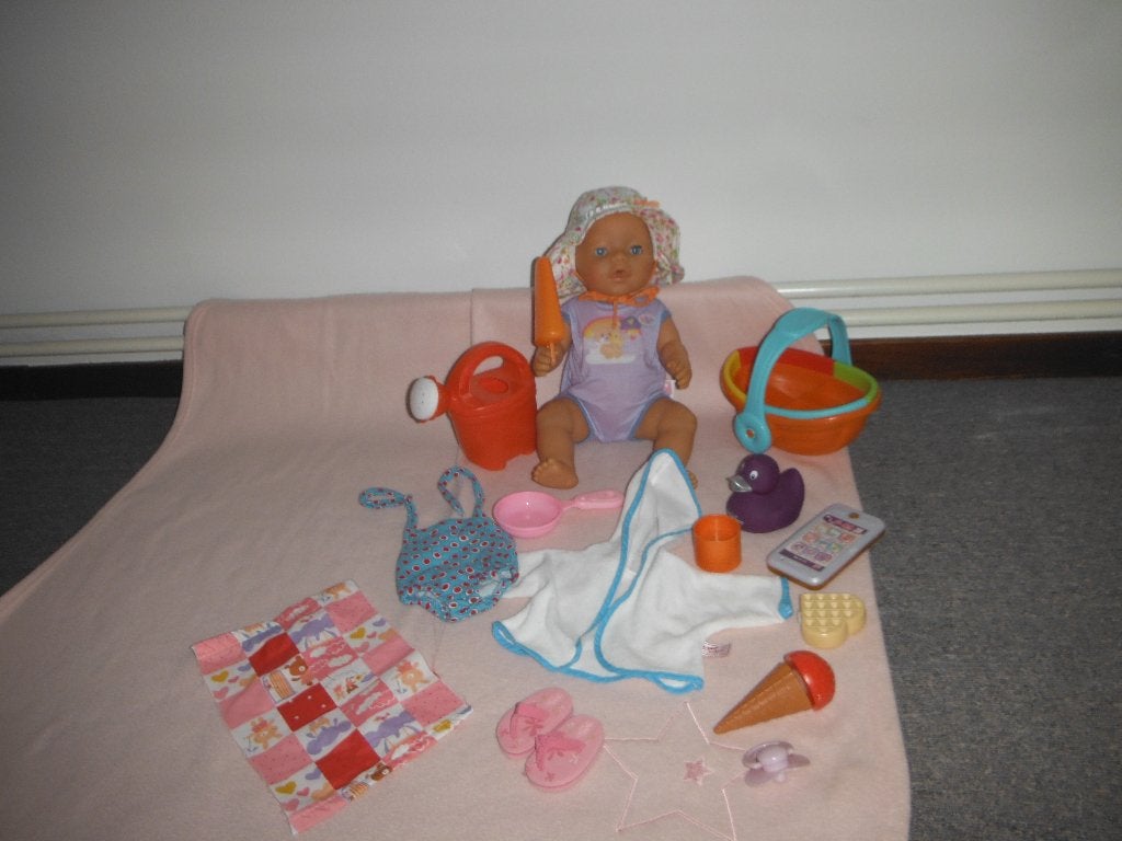 baby born met veel acc, Ophalen of Verzenden, Zo goed als nieuw, Babypop