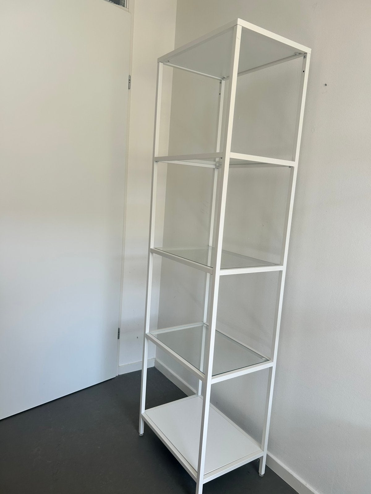 IKEA VITTSJÖ kast, Ophalen, 50 tot 100 cm, Zo goed als nieuw, 150 tot 200 cm