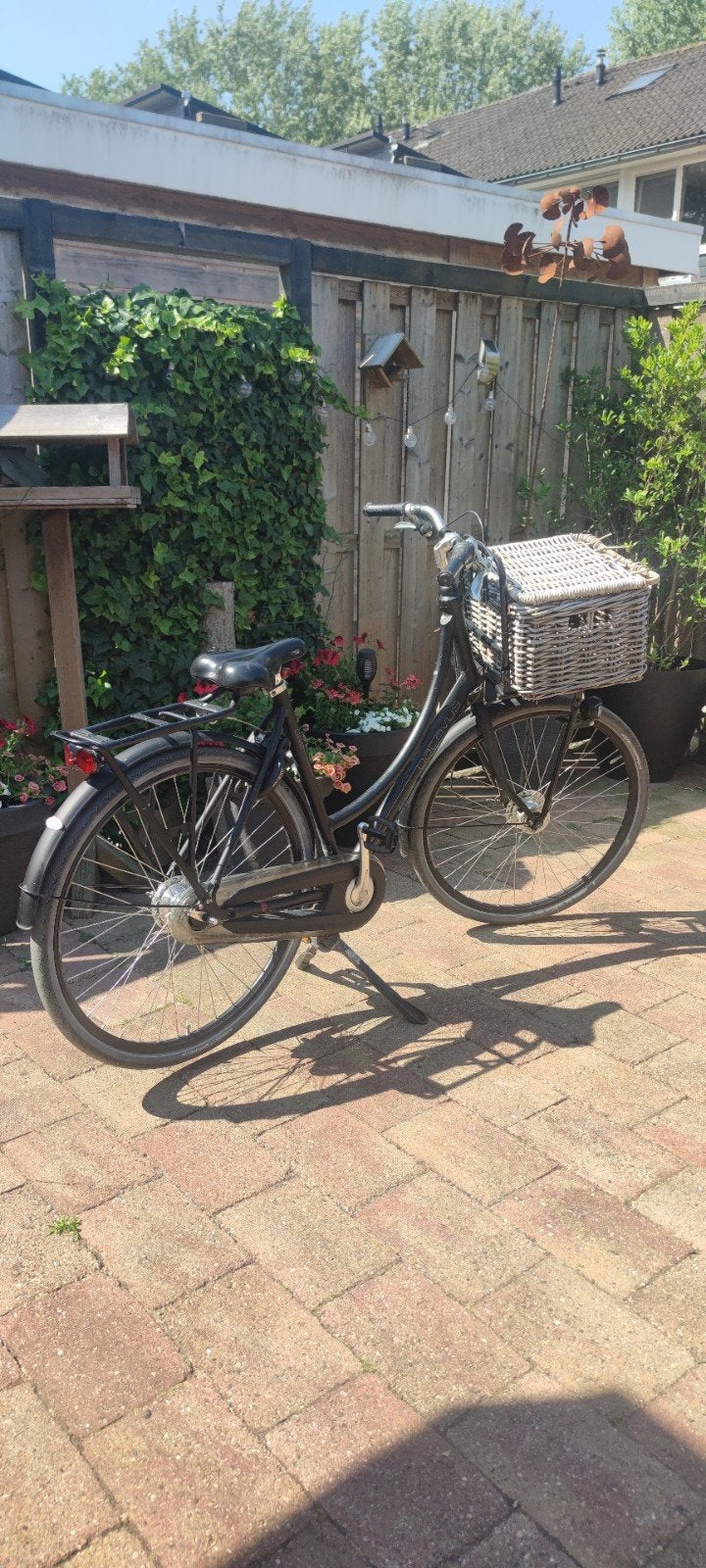 Batavus stadsfiets met mand, Fietsen en Brommers, Fietsen | Dames | Damesfietsen, Ophalen, Versnellingen, Batavus, Trommelrem