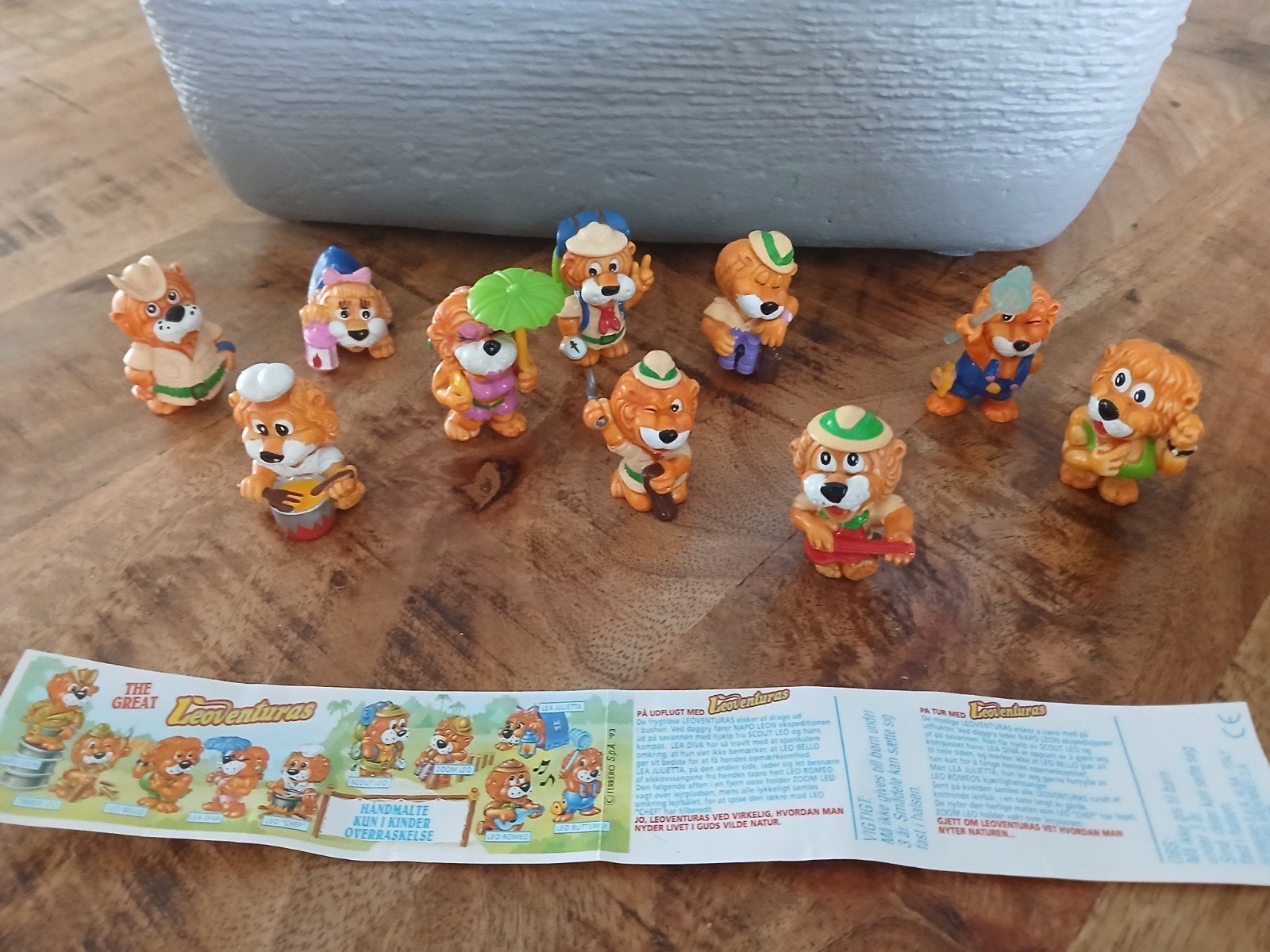 Complete set Leoventuras leeuwen Kinder Surprise figuren, Ophalen of Verzenden, Zo goed als nieuw