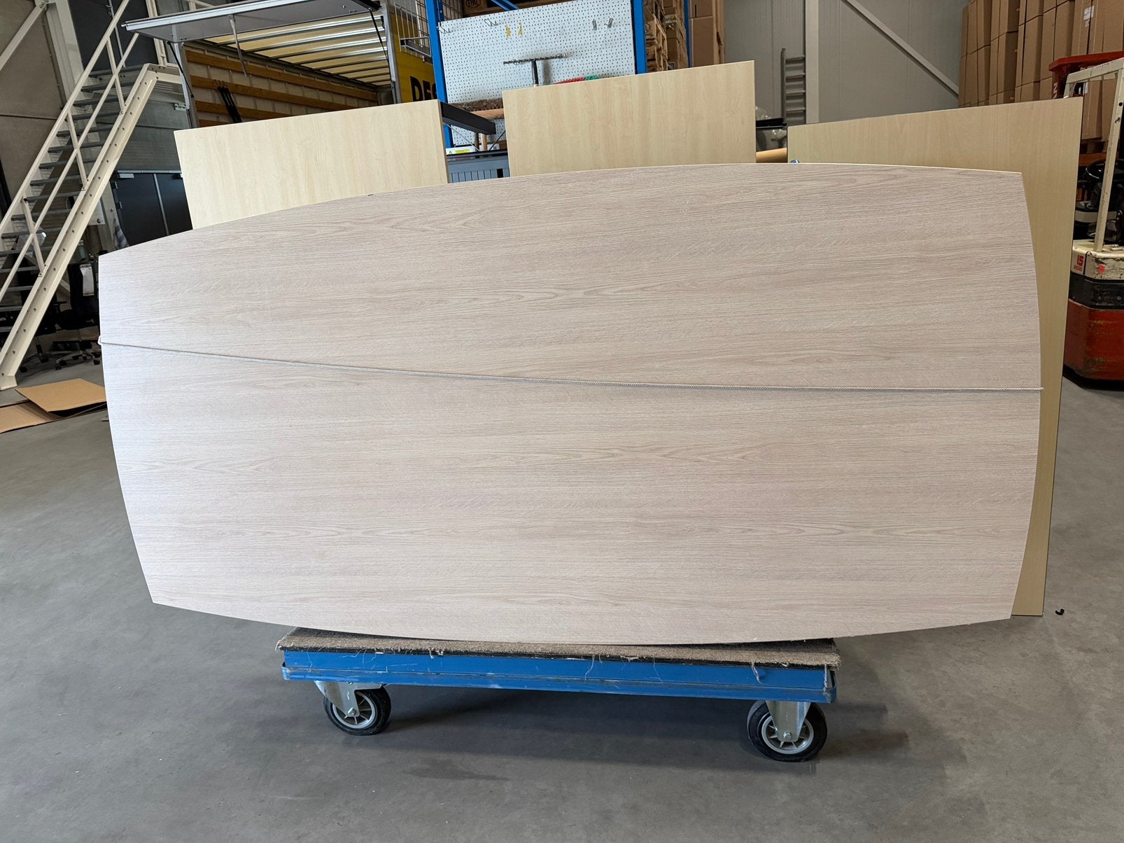 14x Ton vormige bladen licht eiken 240x120cm bijna gratis, Doe-het-zelf en Verbouw, Ophalen, Zo goed als nieuw, Hout
