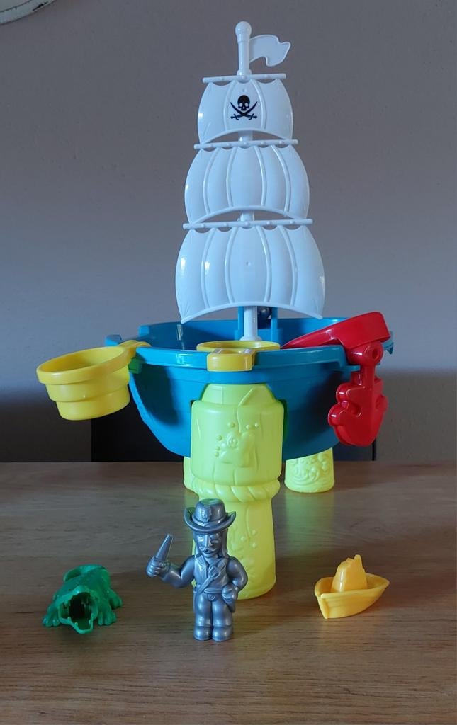 Piratenboot speelgoed met figuur en accessoires, Ophalen, Zo goed als nieuw, Jongen of Meisje