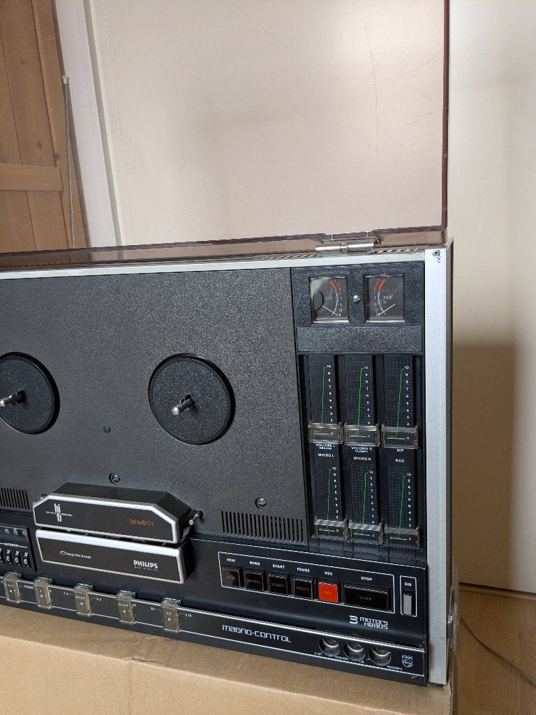 Vintage Philips N4511 bandrecorder, Audio, Tv en Foto, Ophalen, Bandrecorder, Met stofkap